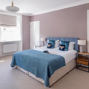  Apartment Dream - Barton House